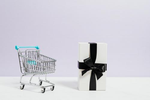 Black Friday 2025 - 4 nyomós érv, amiért online vásárolj Black Friday napján - Black Friday 2025